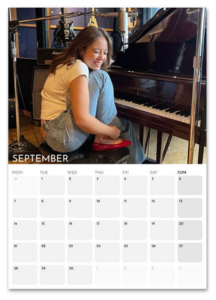 Laufey September 2026 calendar page