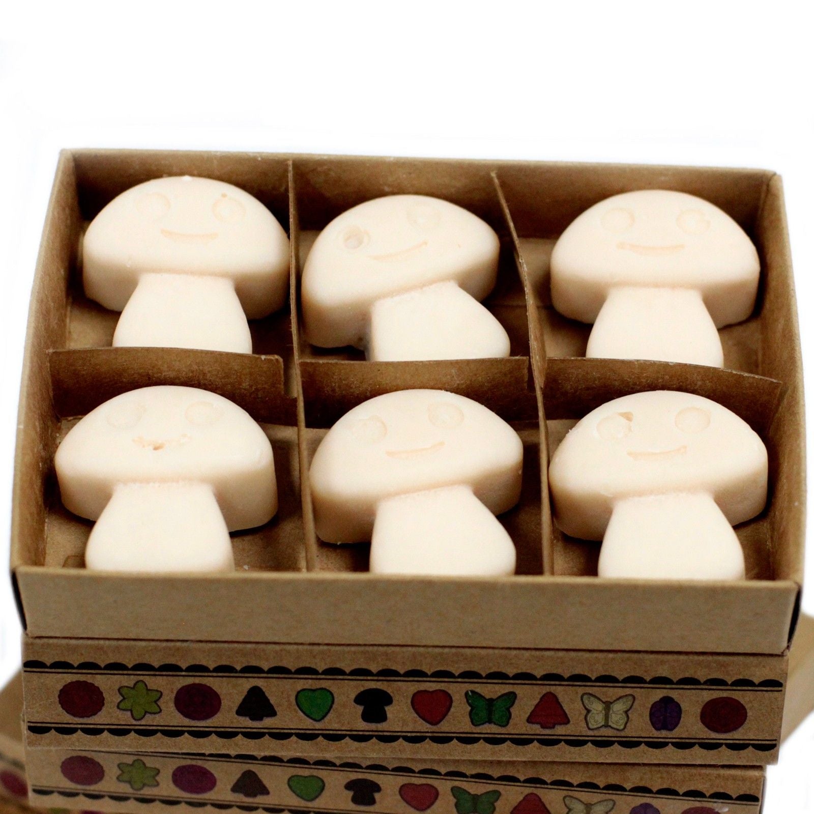 Premium Vanilla Nutmeg soy wax melts made with natural soy wax